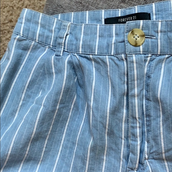 Comfy striped flexible shorts - Picture 8 of 8